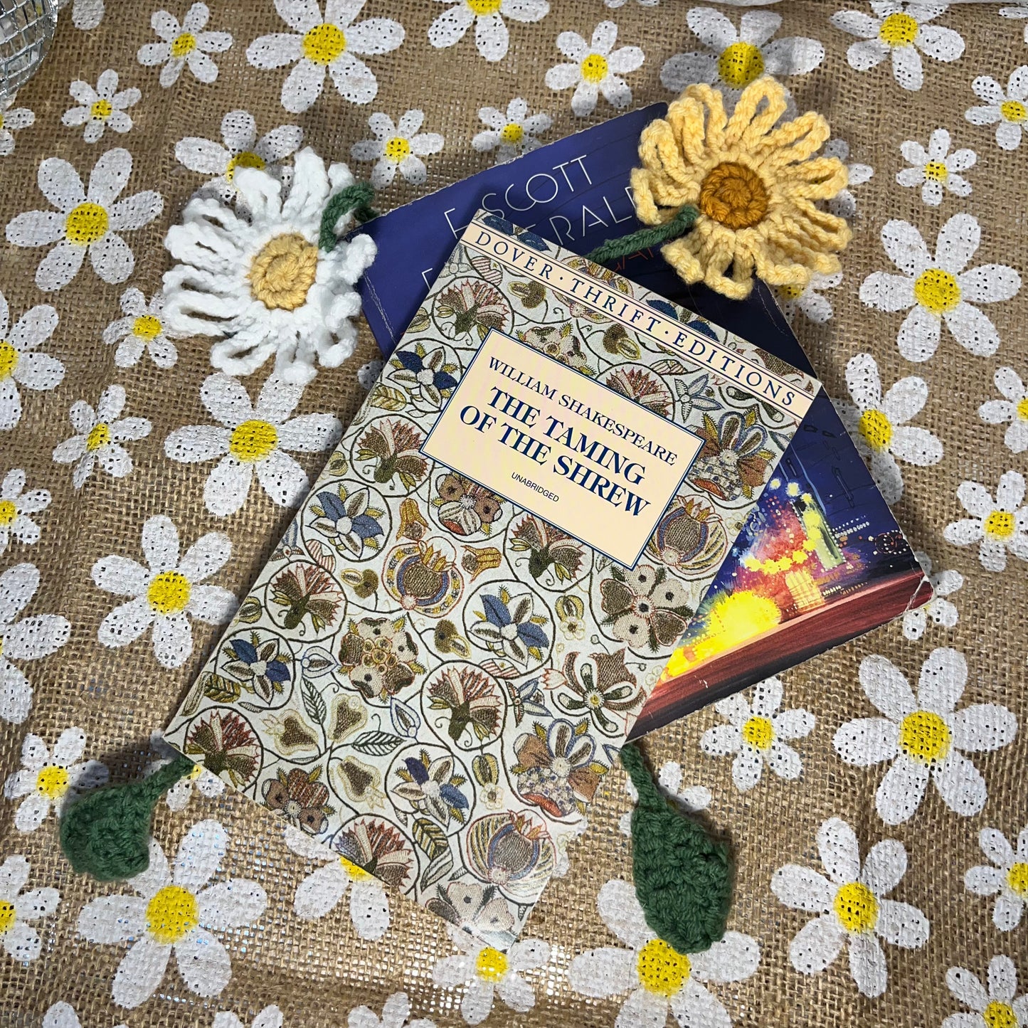 Daisy Bookmark